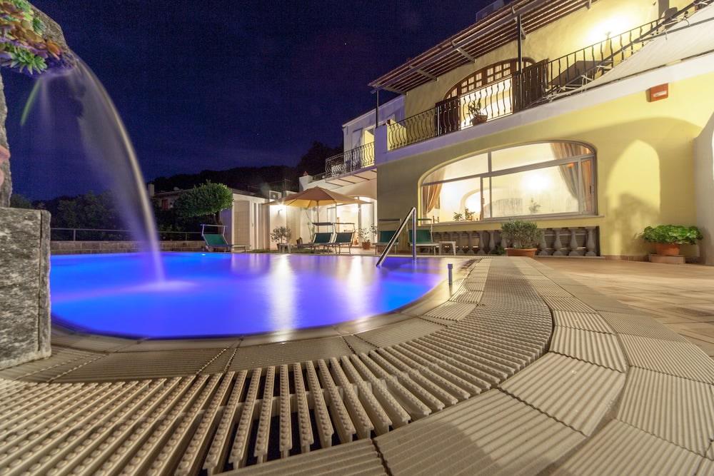 Hotel Ape Regina Casamicciola Terme Exteriér fotografie